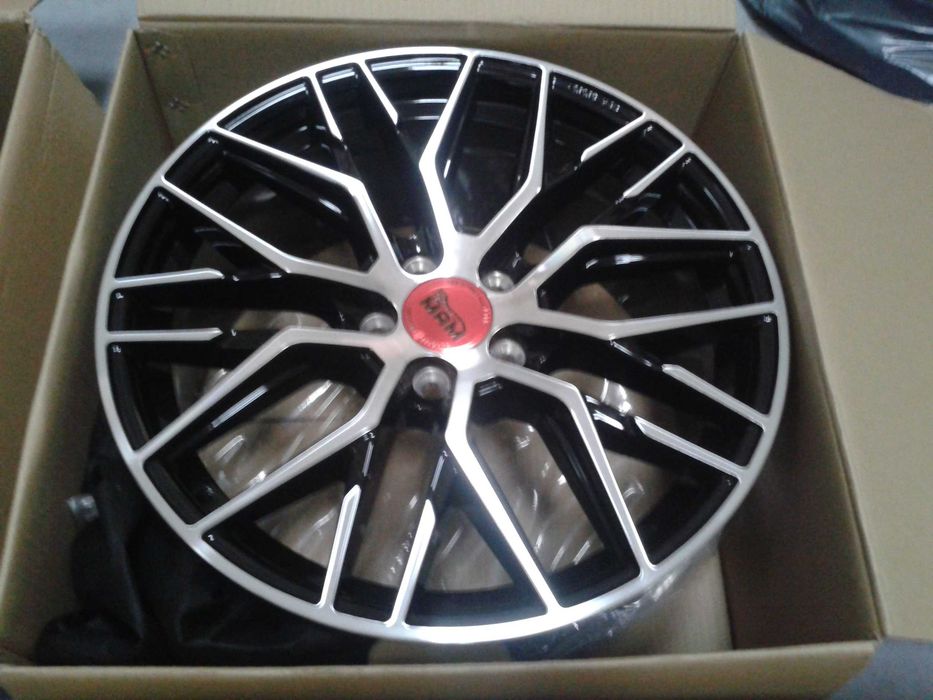 nowe felgi mam  r18 nissan juke qasqhai xtrail x-trail pulsar mielec