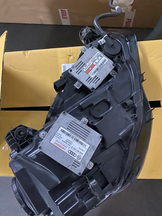 Farol xenon Frente Esquerdo Audi A3 8v