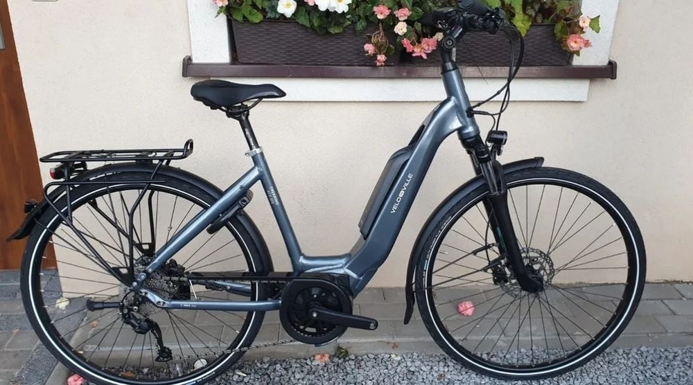 Rower velo de ville aeb 800 bosch