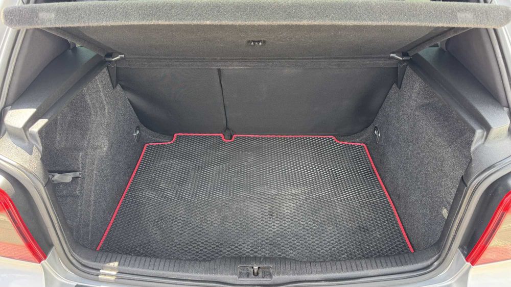 Volkswagen Golf 2002 VIN WVWZZZ1JZ3W218472 фото оголошення 11 з 19