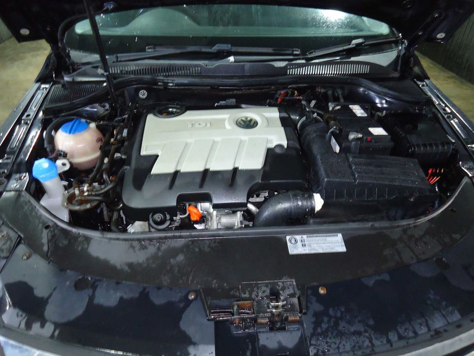 Vw Passat cc 2.0 Tdi (CBAB) de 2010 só ás peças