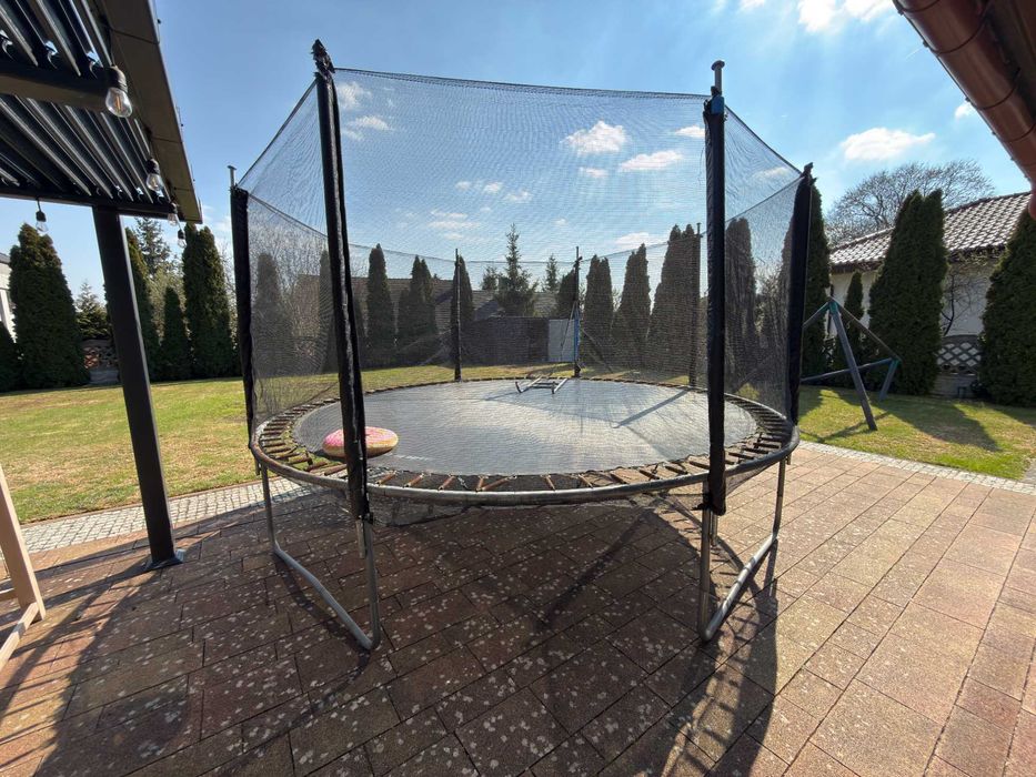 Sprzedam trampolinę 5 x 5 m