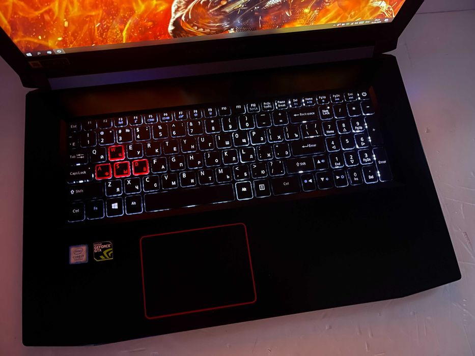 БОЛЬШОЙ Игровой Acer PREDATOR 17 / Intel Core i7 / Видео (6 ГБ) СТАЛКЕР 2