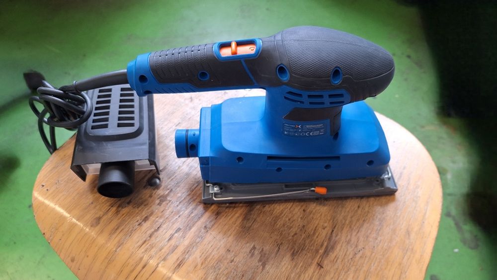 Szlifierka oscylacyjna Dexter wibracyjna 330W