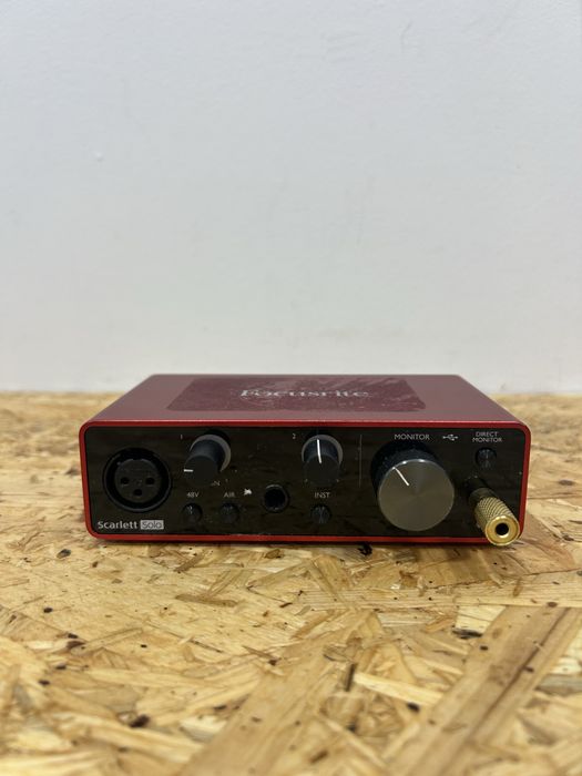Interface Focusrite Scarlett Solo - Home Studio