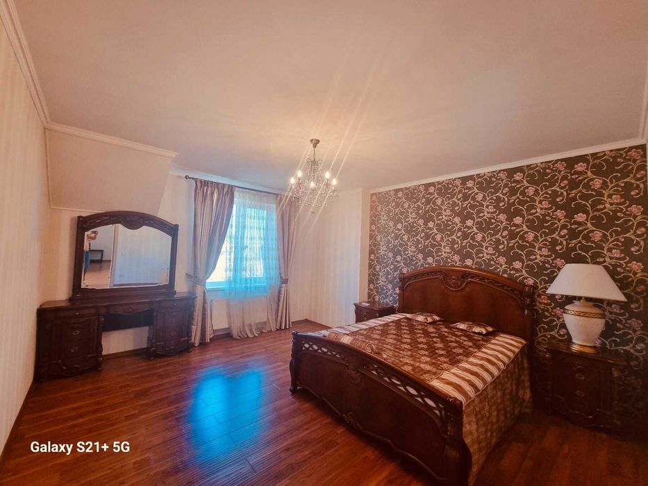 Долгосрочная аренда половині 2 єт. дома 145 кв.м. в с.Осещина