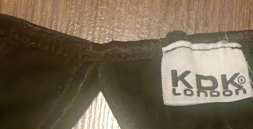 Sukienka czarna koronkowa