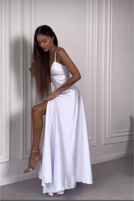 Сукня. Випускна сукня