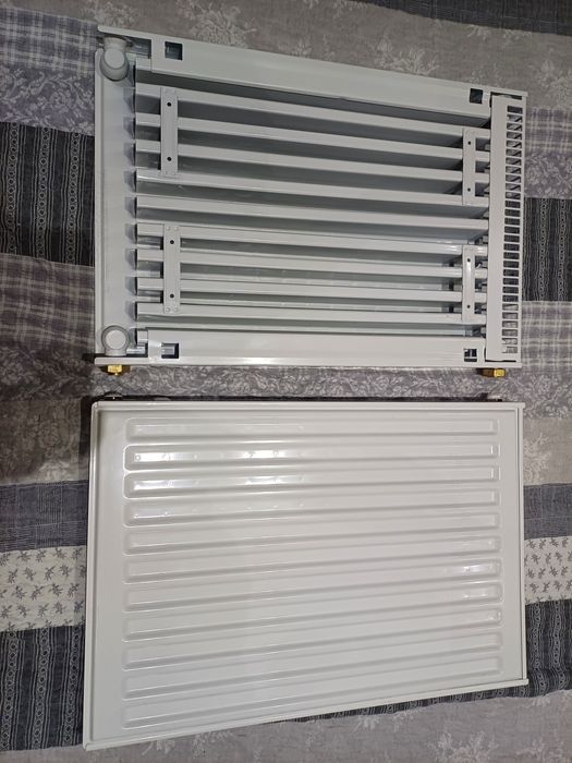 Grzejniki  Purmo C11 600x400x60 przyłącze B550mm 2sztuki