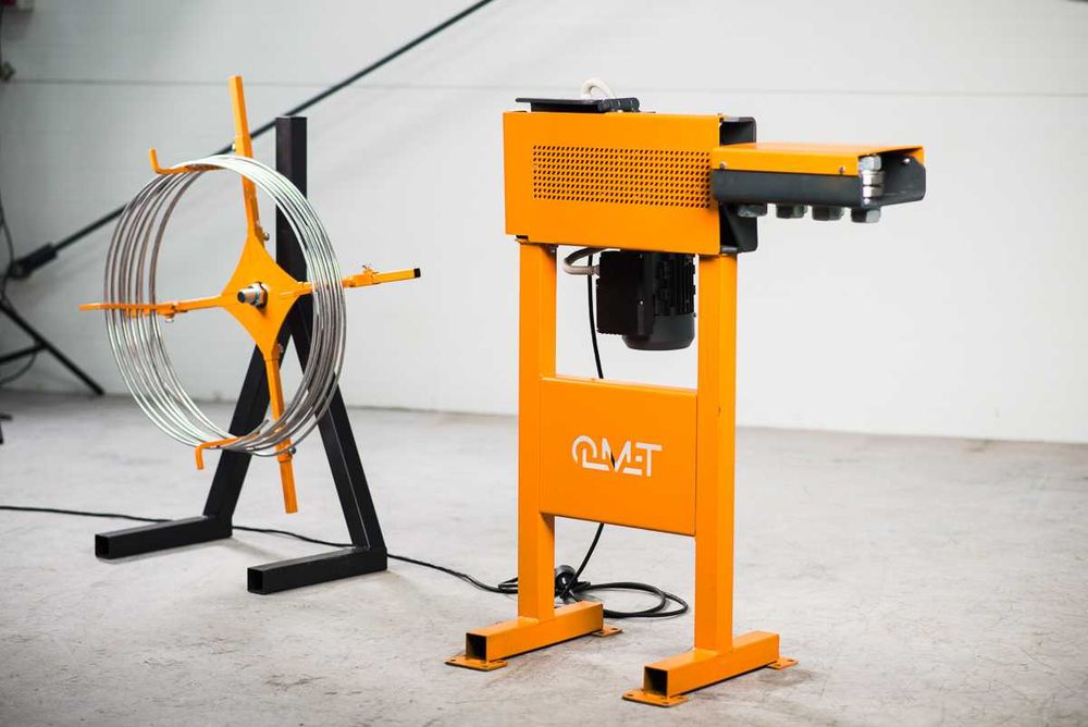 Prościarka do drutu odgromowego PR6-8/ 14-rolkowa