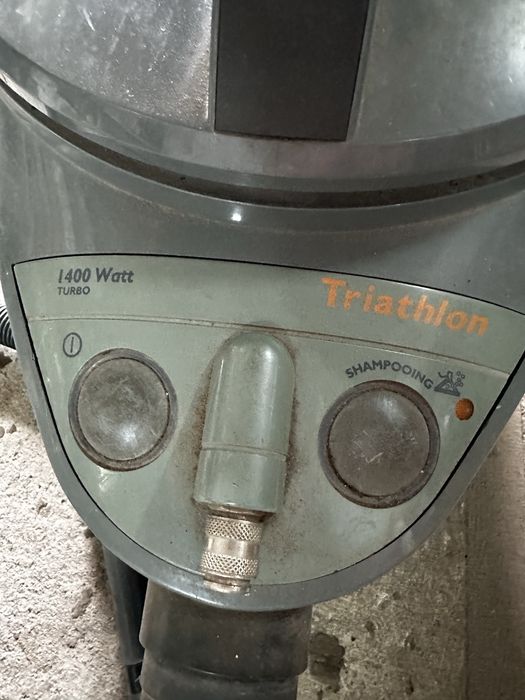 Пилосос миючий Philips Triathlon 1400