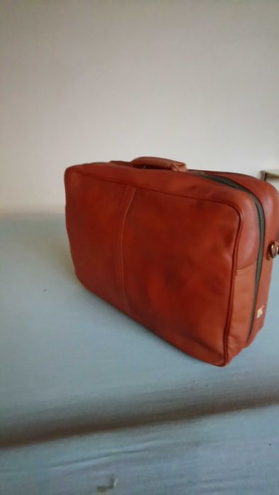 Walizka podróżna kolor brązowy