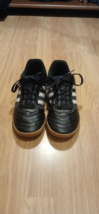 Chuteiras de Futsal- Adidas