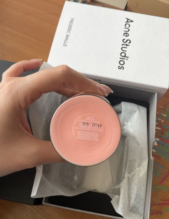 acne studios frederic malle парфумована вода