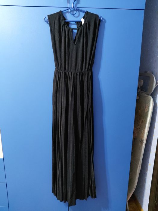 Сукня довга, вечірня, чорна, 46 розмір