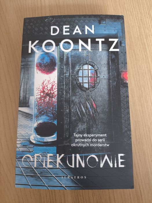 Opiekunowie, Dean Koontz