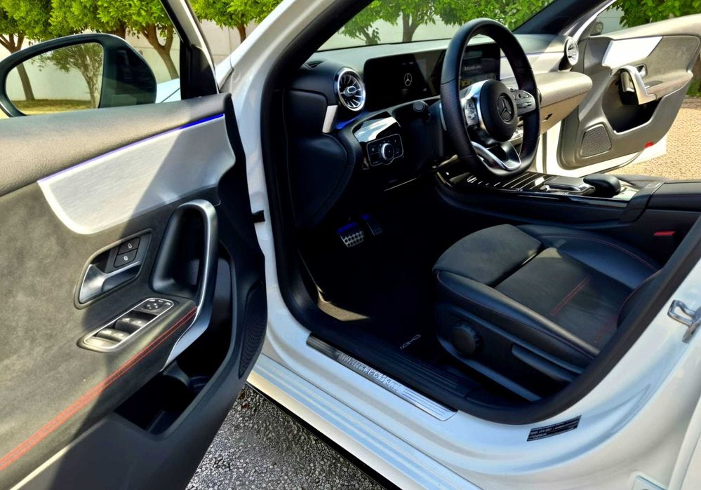 Mercedes-Benz A180 d AMG Line Auto Nacional