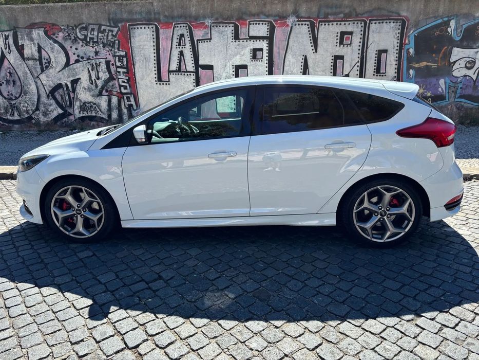 Ford Focus 2.0 EcoBoost ST