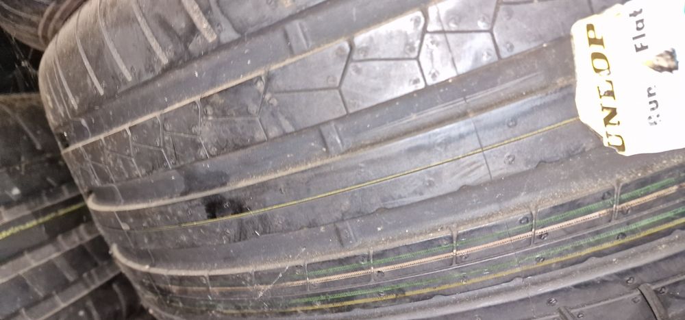 275/40/19 Dunlop sport maxx GT rsc run flat Nowa