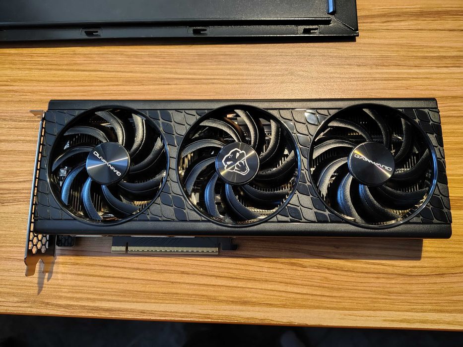 komputer stacjonarny gamingowy