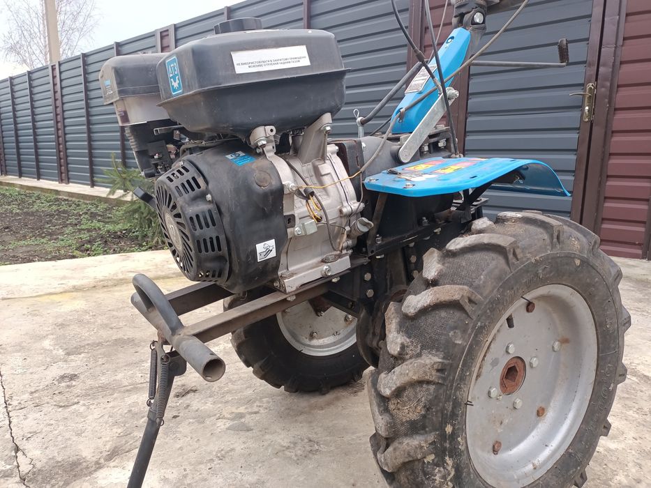 Мотоблок бензиновый ДТЗ 517БН, 17 состояние супер есть видео как работ