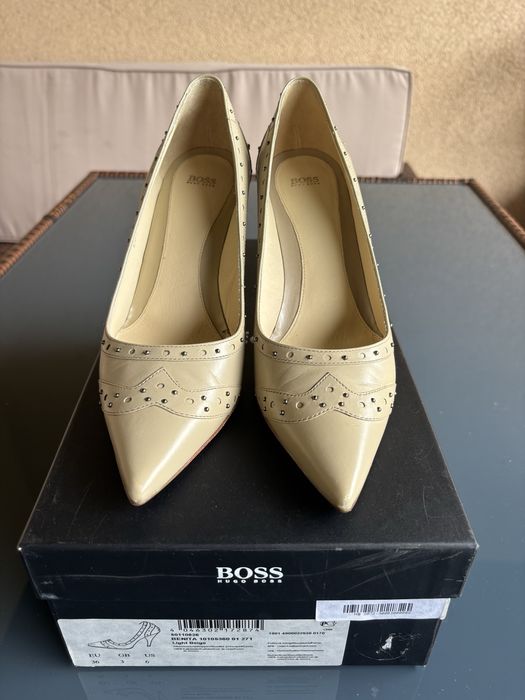 Hugo Boss na szpilce rozm 36