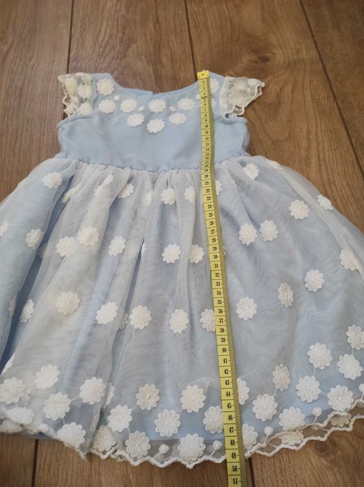 Błękitna sukienka Primark 80