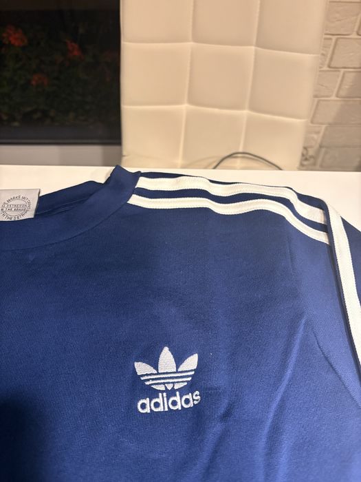 Bluza Adidas.    .