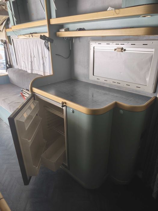 Vendo autocaravana integral de 1996