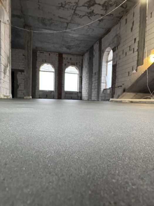 Стяжка пола Стяжка підлоги Машинна Напівсуха Полусухая Київ та обл