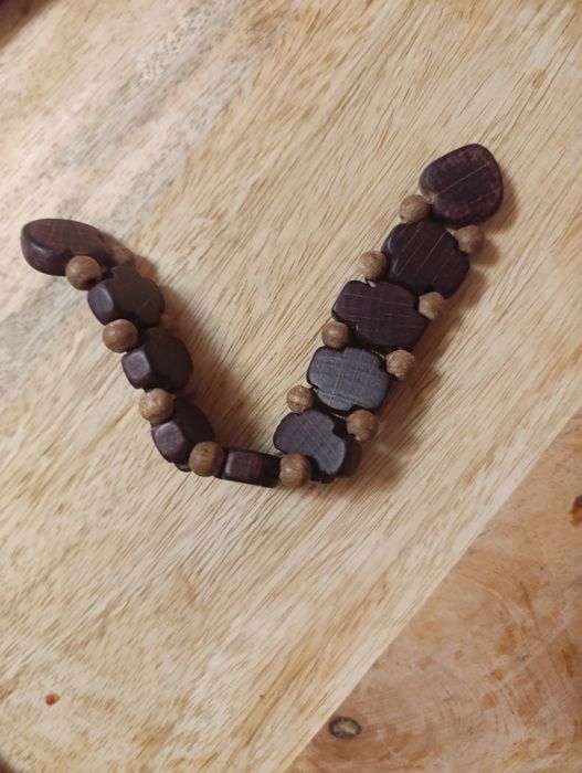 Продаю Чётки  з дуба