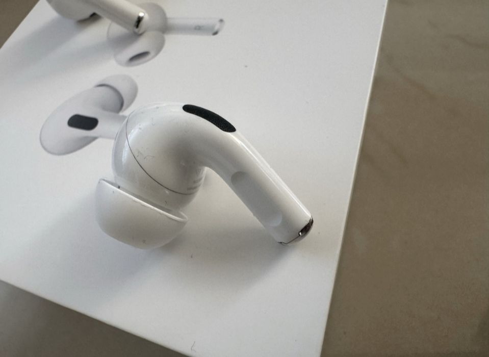 Słuchawki Apple AirPods Pro 1 gen