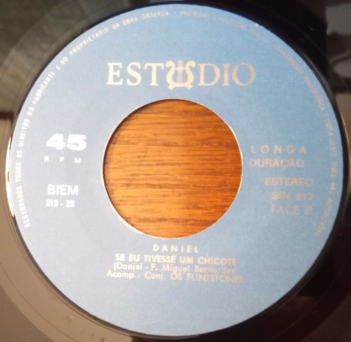 Daniel	- - - - -	Para os Meninos da Guerra	- - - - -	Single