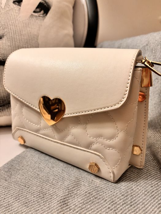 Mala nova branca com alça à tiracolo