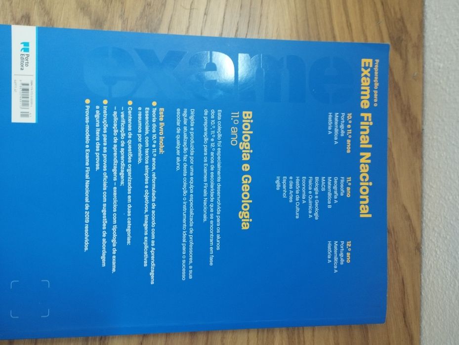 Livro de preparação para o exame de Biologia e Geologia