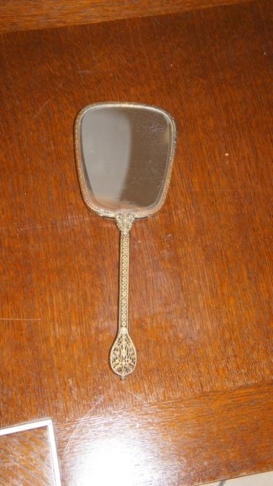 Stare duże lusterko