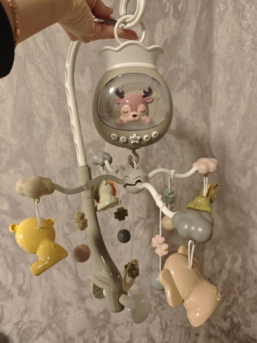 Мобіль, карусель на кроватку, шезлонг