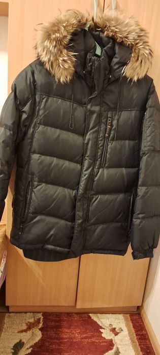 Куртка чоловіча, наповнювач натуральний пух.