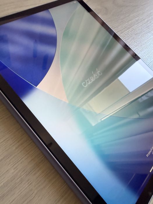 iPad Air 11 M2 128GB | Jak nowy | 8 cykli baterii | Etui Apple | 2025