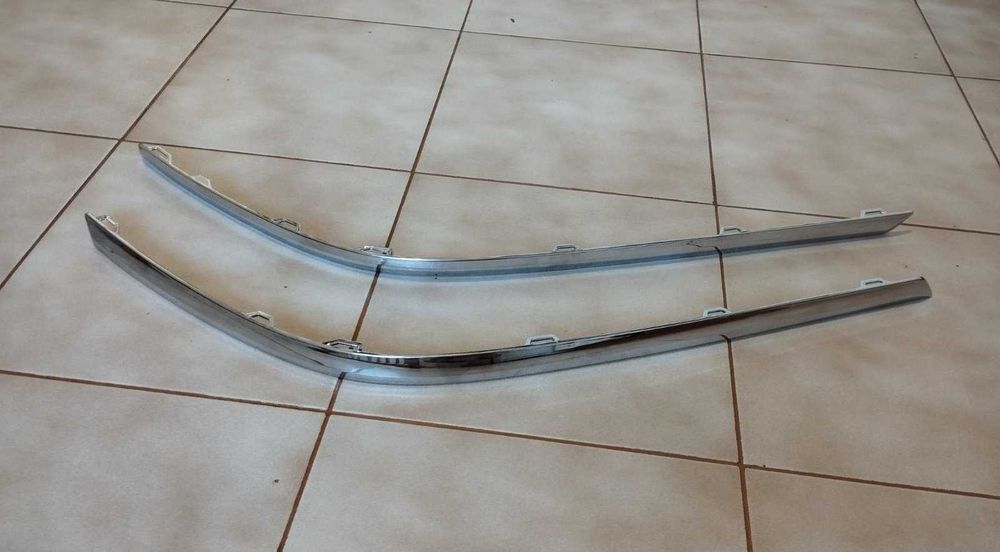 Молдинг заднього бампера VW Passat B7 eur