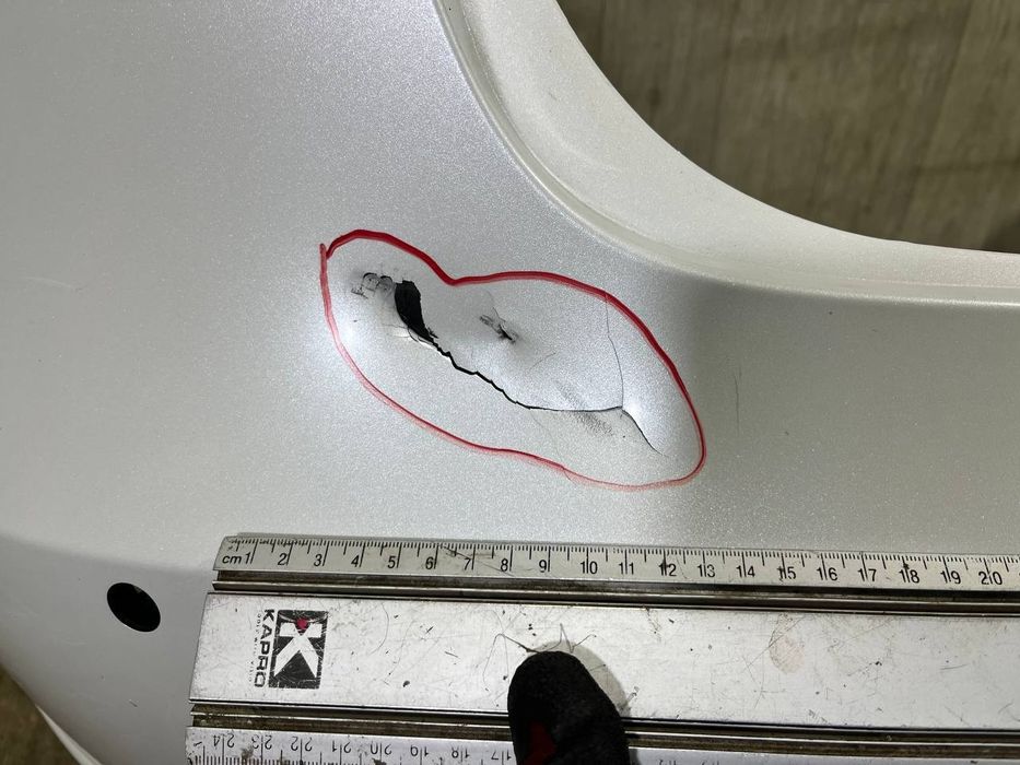 Бампер задний Tesla Model 3 ( 2017 2018 2019 2020 2021 2022 2023 г)