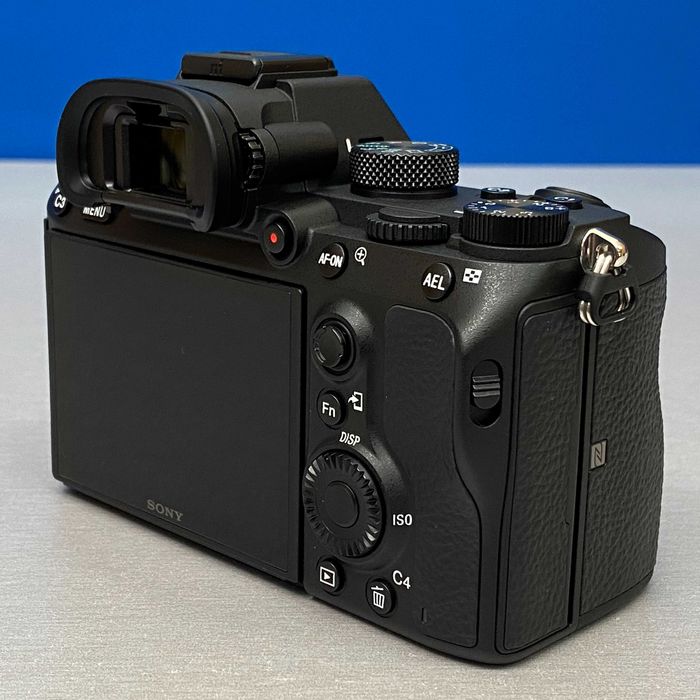 Sony Alpha A7 III (Corpo) - 24.2MP | 3 ANOS DE GARANTIA