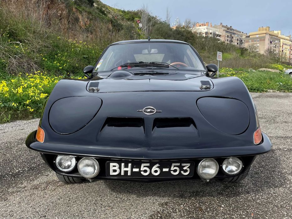 Opel GT 1900 transformado
