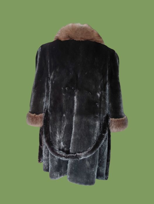 Ог 106см. Норковая шуба с соболем.  Натуральная шуба