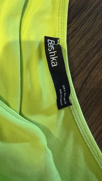 Боді bershka