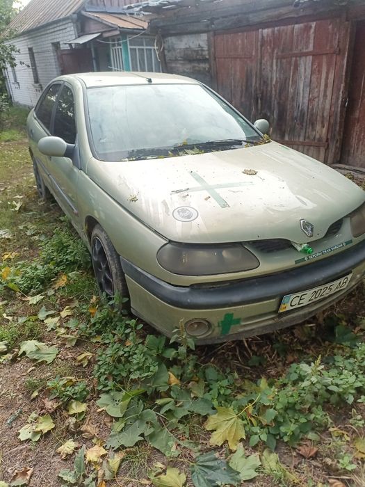 Рено Логуна б/у .