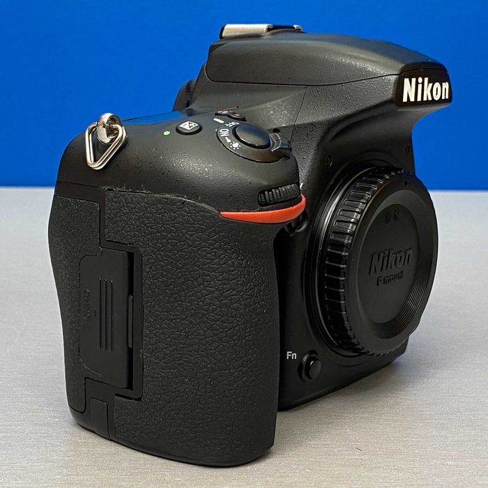 Nikon D750 (Corpo) - 24.3MP