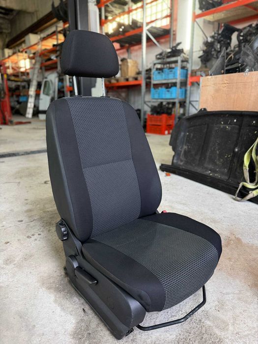 Сидіння Спрінтер 906 пасажирське одинарне Sprinter розборка Крафтер