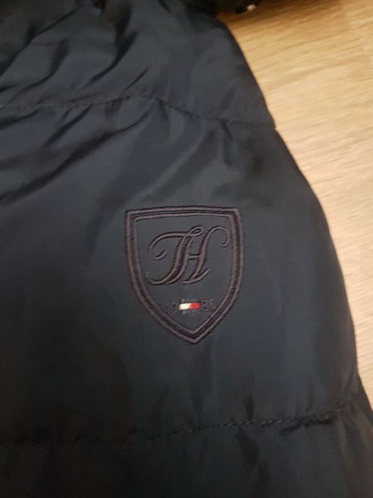 Tommy Hilfiger kurtka puchowa roz M