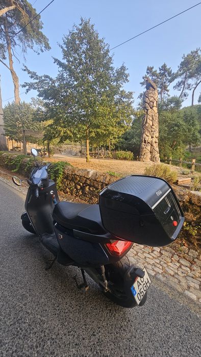 Moto Eletrica Niu como nova